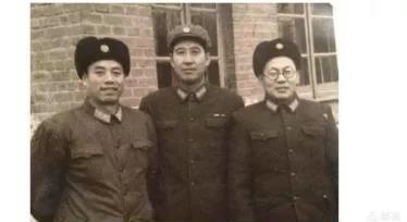 动如脱兔 第13页