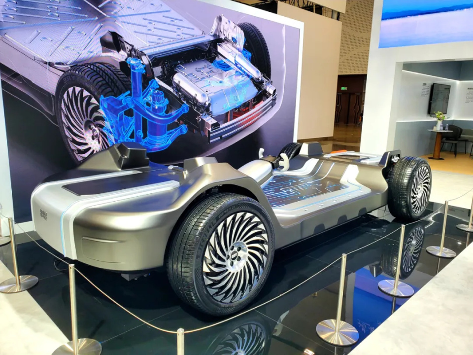 深度解析新能源汽车，重塑驾驶体验的未来展望