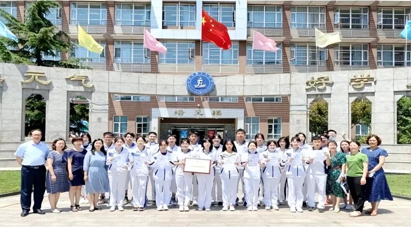 赵丽颖新剧砥砺前行引领变革之风，励志成长与变化的故事学习之旅