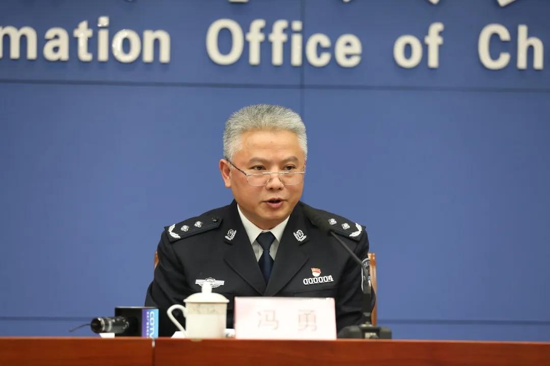 历史上的11月10日重庆新冠肺炎最新通报，坚持与学习的力量展现抗疫之路的变迁与成就