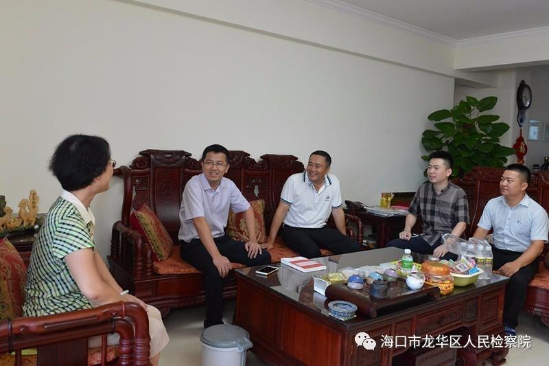 龙华新区最新招聘动态，新篇章下的招聘奇遇与温情